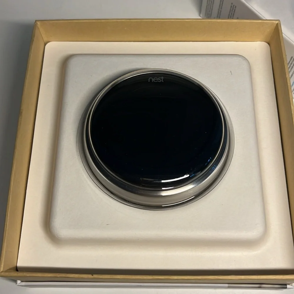 Google Nest Learning Smart Thermostat with WiFi Compatibility - Stainless Steel